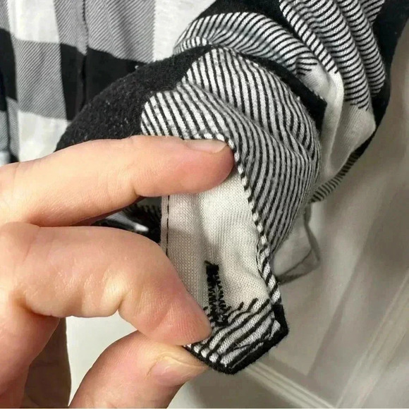 Ardene Button Up Shirt Plaid Black & White Size Large - Picture 9 of 16